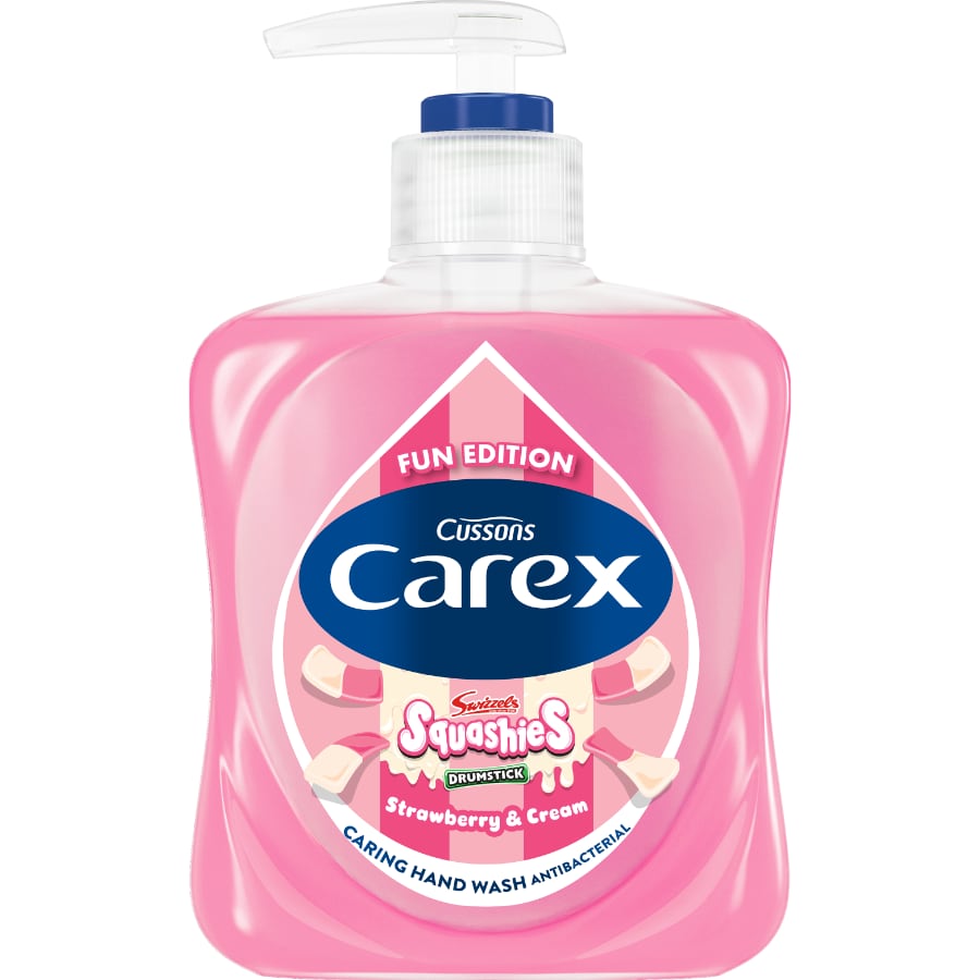Carex Fun Edition Love Hearts Bath and Shower 500ml